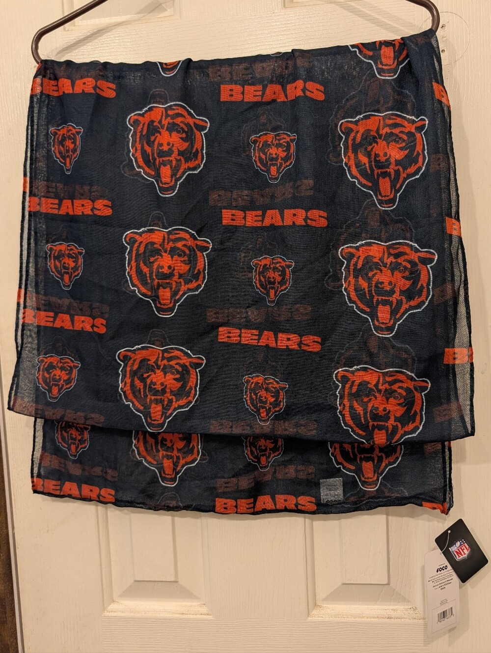 NWT Chicago Bears NFL Officially Licensed Infinity Scarf Blue Orange Logo Womens